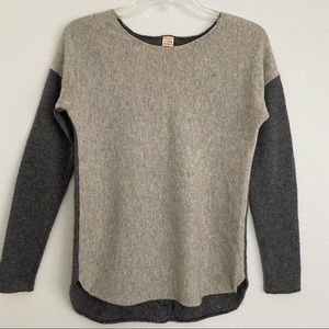Maison Jules 100% Cashmere Sweater size S. In excellent condition.